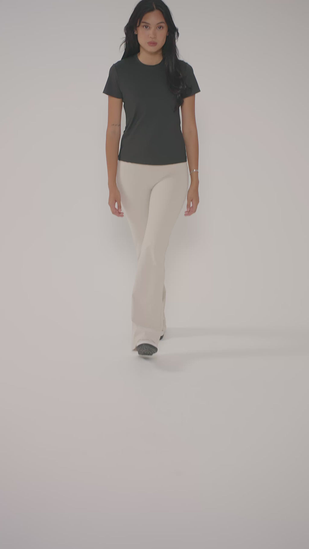 Bare Ease T-Shirt Hershape